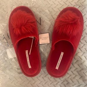 Victoria Secret Size M (7/8) fluffy slip on shoes